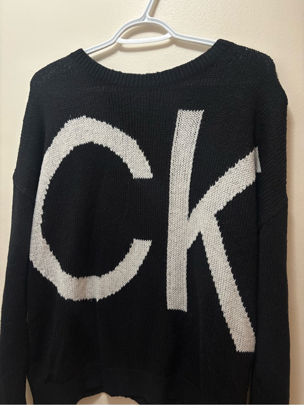 Calvin Klein CK knit sweater loose cozy casual fit - Picture 2 of 3